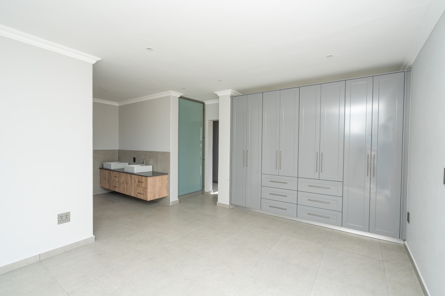 To Let 3 Bedroom Property for Rent in Langebaan Country Estate Western Cape